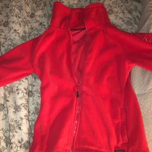 Sweatshirts/Sweaters